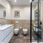 Moderno Attico Con Vista Panoramica E Piscina * Torino