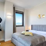Lejlighed Moderno Attico Con Vista Panoramica E Piscina Torino