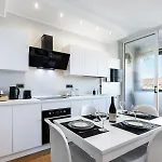 Lejlighed Moderno Attico Con Vista Panoramica E Piscina Torino
