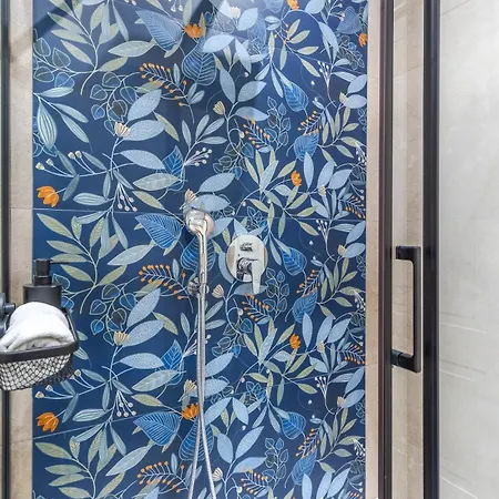 Moderno Attico Con Vista Panoramica E Piscina Turín