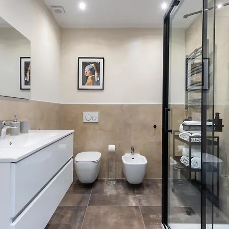 Moderno Attico Con Vista Panoramica E Piscina * Turín