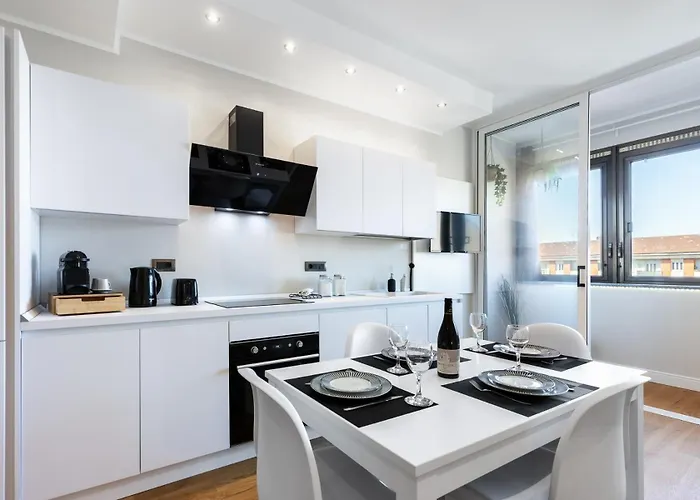 Apartment Moderno Attico Con Vista Panoramica E Piscina Turin