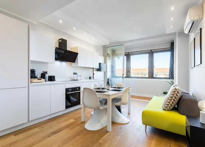 Moderno Attico Con Vista Panoramica E Piscina Apartment *